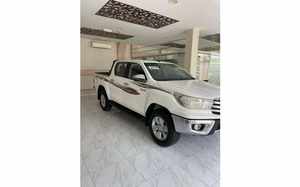 HI LUX Usado de Segunda Mano, Transmisión de Cuatro Ruedas, Modelo 2023, Gasolina, Volante a la Izquierda, Asientos de Cuero, Interior Oscuro, Control de Crucero ACC - Product Image 4