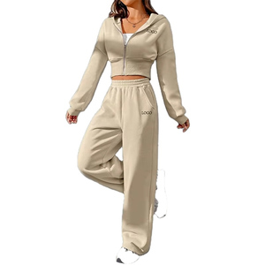 Vêtements personnalisés pour femmes, ensemble deux pièces, sweat à capuche zippé court, pantalon évasé, survêtement personnalisé avec logo, survêtement élégant pour femmes - Product Image 2