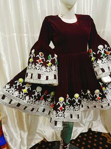 Vestido Afghani de alta calidad, nuevo diseño con tallas personalizadas disponibles, a la venta, hecho en Pakistán por WS Internacional, 100% - Product Image 6