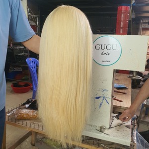 Peluca de encaje completo de cabello humano brasileño Remy virgen 13x4, Rubio recto de 18 pulgadas para encaje, marrón claro para mujeres negras - Product Image 1