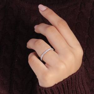 Anillo de diamantes cultivados en laboratorio de oro macizo de 14K para mujer Anillo de circón pulido de acero inoxidable de 18K de grado A - Product Image 1