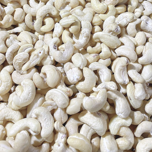 W320เม็ดมะม่วงหิมพานต์จากเวียดนามผู้จัดจำหน่ายที่เชื่อถือได้จากเวียดนามส่งออกไปยังเอเชียยุโรปตะวันออกกลาง - Product Image 1