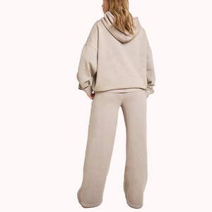 Ensemble de survêtement pour femmes, sweat à capuche en polaire surdimensionné, pantalon à taille élastique, coupe décontractée, streetwear décontracté, vente en gros - Product Image 2