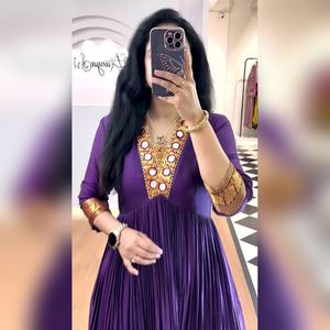 Robe de soirée élégante en georgette à paillettes de luxe en gros, vêtements ethniques pour femmes, robe de mariée pour demoiselle d'honneur, robe de mariée élégante à épaules dénudées - Product Image 1