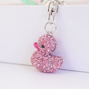 Llavero de <span class=keywords><strong>patito</strong></span> con diamantes de imitación, colgante de aleación para bolso con mosquetón giratorio para identificador de pañalera - Product Image 4