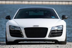 Excellent état, Audi R8 V10 Coupé 2012 d'occasion, boîte manuelle à 6 vitesses - Product Image 1