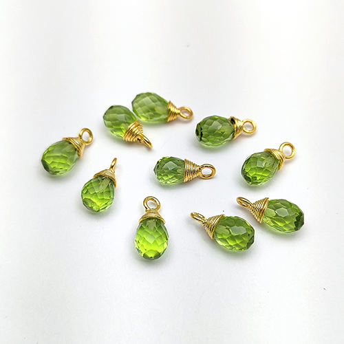 สีเขียว