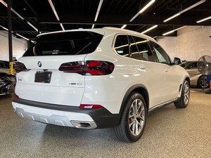 CLEAN 2024/X5 XDrive40i AWD Volante a la izquierda - Product Image 4