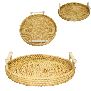 Transforme su cocina con nuestra bandeja de ratán: una caja de almacenamiento hecha a mano para organizar panes, frutas y aperitivos - Product Image 1