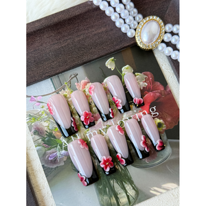 Arte de uñas postizas con diseño de flor de cerezo negro - Product Image 2