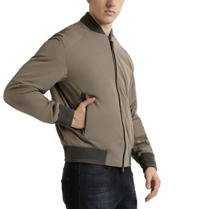 Chaqueta Bomber de Invierno de Poliéster 100% con Logotipo Personalizado de Primera Calidad, Chaqueta Bomber Personalizada al por Mayor para Hombre - Product Image 2
