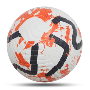Ballon de football haute résistance pour usage intérieur/extérieur - NOIR RACING GEAR, anti-explosion, pour entraînement et match - Product Image 1
