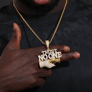 S925 Moissanite Trust No One Trap Colgante - Product Image 2