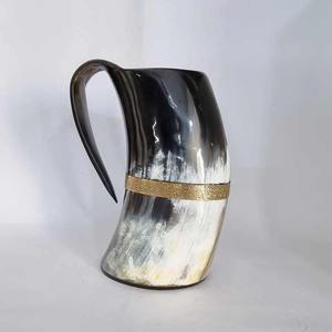 Taza para beber de recuerdo de jarra religiosa de cuerno de búfalo Natural hecha a mano ecológica especial vikinga de la India - Product Image 1