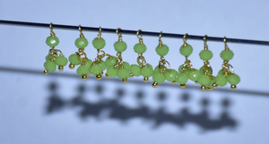 Hermosas cuentas envueltas en alambre facetado de peridoto chapadas en Oro 1 + 3. Collar de cuentas colgantes de piedras preciosas para hacer joyas - Product Image 3