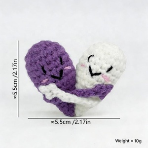 Juguete <span class=keywords><strong>de</strong></span> Peluche Hecho a Mano con Ganchillo, <span class=keywords><strong>Pareja</strong></span> Abrazándose con Corazón, Adorno <span class=keywords><strong>de</strong></span> Escritorio <span class=keywords><strong>de</strong></span> Apoyo Emocional, Regalo Navideño - Product Image 5