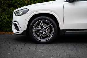 รถเมอร์เซเดส-เบนซ์ GLA 200 มือหนึ่ง/มือสอง เครื่องยนต์เบนซิน 2.0 ลิตร 120 กิโลวัตต์ (163 แรงม้า) เกียร์อัตโนมัติ สีขาว - Product Image 3