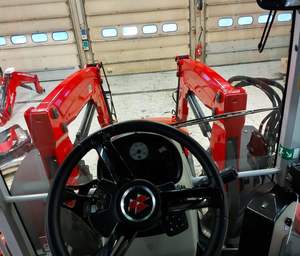 Comprar Massey Ferguson 5711 Camión usado Tractor Caballo Diesel Power Tank Motor Piezas Entrega rápida En stock Mejor precio - Product Image 4