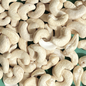 ขายด่วน! เม็ดมะม่วงหิมพานต์ดิบ เวียดนาม ซานติโก เกรด W240 ราคาสมเหตุสมผล - Product Image 1