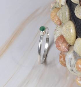 Antique <b>Silver</b> Handmade <b>Ring</b> with Emerald Green Faceted Gemstone Simple Design for Women Oval Shape Bezel Setting Fine Jewelry - Product Image 3
