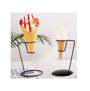 Support de cône de glace durable de taille personnalisée de haute qualité pour les fêtes et les fêtes de mariage produit fait à la main support en fer à revêtement noir - Product Image 1