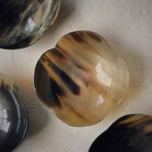 Bols à salade en corne de buffle zen asiatique 100% naturels et écologiques, ustensiles de cuisine personnalisés pour hôtel, restaurant, usage domestique, dîner - Product Image 3