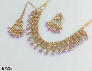 Juego de Joyería India Tradicional Chapada en Oro con Motivo de Perla, Pendientes Chandbali y Collar Maagtika para Mujer - Product Image 4