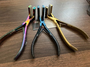 Alicates para extensiones de cabello de prensa profesional de acero inoxidable de grado superior de alta calidad, cinta con logotipo personalizado en herramientas para extensiones de cabello - Product Image 2