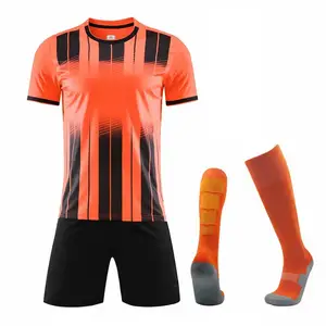 Benutzer definierte Männer Frauen Sublimation Top Fußball uniformen Kunden spezifische Farbe Fußball trikots Fußball uniform