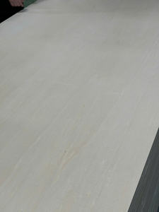 Contrachapado de álamo de alta densidad de fabricante vietnamita, el mejor precio, 12/15/18mm de espesor para almacén, comedor, sala de estar y dormitorio - Product Image 3