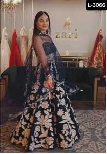 Vêtements traditionnels indiens broderie lourde séquence travail vêtements de mariage Lehenga Choli avec filet Dupatta avec bordure en dentelle pour les femmes - Product Image 6