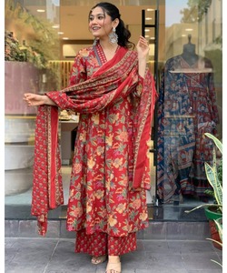 <b>Plus</b> <b>Size</b> Silk <b>Boutique</b> Design Pakistani Dress with Dupatta in Long Shirt Style Kurti - Product Image 1