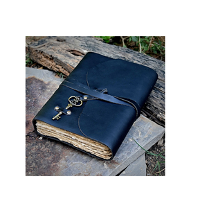 Business Company Journal cubierta de libro de cuero con cerradura de diseñador diseño hecho a mano productos artesanales naturales - Product Image 6