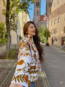 Chaqueta Boho Chic para Mujer, Tejida en Algodón, Bordado Suzani, Ecológica, Transpirable, Otoño 2025 - Product Image 6