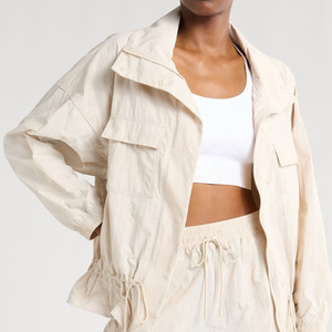 Vêtements de sport coupe-vent pour femme, veste à capuche, coupe-vent, pour les voyages en plein air, le travail, prix bas, OEM 2025 - Product Image 4