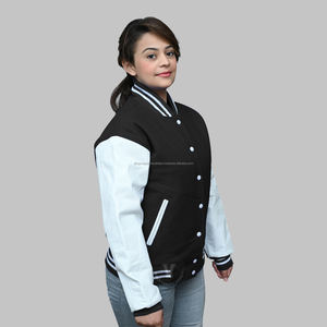 Varsity Jacket Melton Laine et Cuir Véritable Varsity Jacket Personnalisé Gris et Noir - Product Image 4