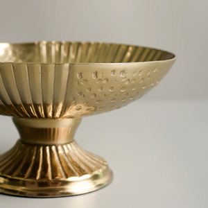 Bol Urli en laiton exquis pour la relaxation de méditation pour le mélange traditionnel contemporain Occasion de Noël Matériau en métal - Product Image 2
