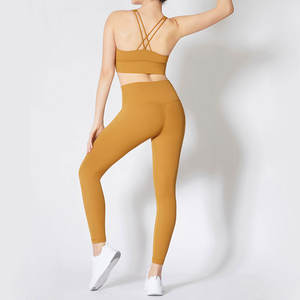 Ensemble de yoga pour femmes de haute qualité Style unique et très à la mode avec logo personnalisé Modèle solide de vente chaude - Product Image 4
