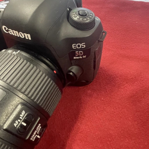 Cámara H&S 5D Mark IV Full Frame con Lente EF 24-105mm - Product Image 3