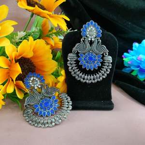 Obra en miniatura de moda oxidada de arte único, accesorio verdaderamente destacado, pendientes de moda para mujeres indias, Diseño atrevido y colorido - Product Image 3