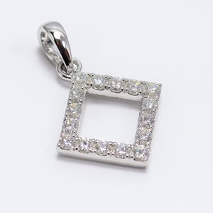 Pendentif carré en argent sterling fin plaqué rhodium, design minimaliste, zircon, breloques pour femmes, cadeaux, occasions, Rhaya 1,2 g - Product Image 3