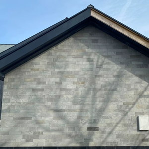 แผ่นหินชิตตอร์สีดำผิวขัดแบบใหญ่ สำหรับงานจัดสวนและโครงการภูมิทัศน์ - ดีไซน์ทันสมัย ราคาสมเหตุสมผล - Product Image 1