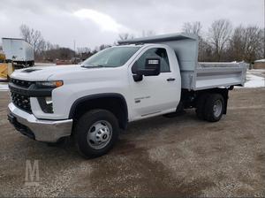 Camiones de Carga USADOS CHEVROLET SILVERADO 3500HD - Product Image 3