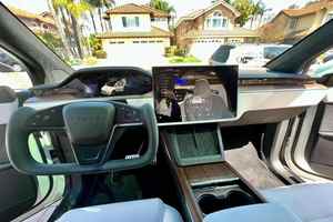 Prix abordable 2022 T e s l a Model X Long Range AWD, capacité de conduite autonome complète, 670 chevaux - Product Image 6