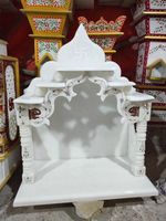 Meilleur Prix Temple Mandir Intérieur en Marbre Poli Fait Main Design Antique 6x6 Pieds Exportateur Indien Modèle Boîte en Bois pour Salon MOQ