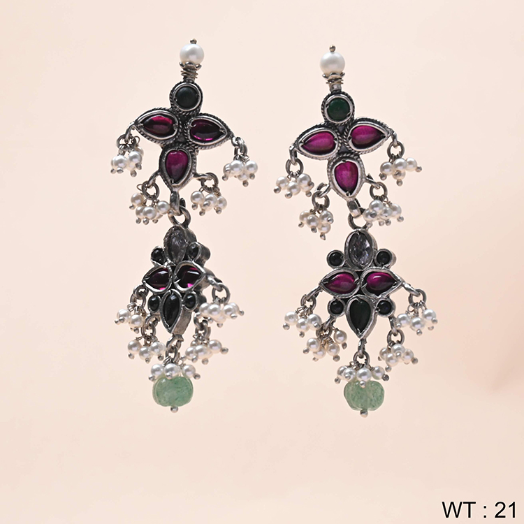 Antique / Oxidised