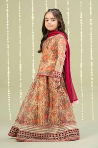 Clásico Lehenga Choli Pakistaní Formal para Niñas con Escote Adornado y Volantes Elegantes para Eid y Celebraciones - Product Image 6