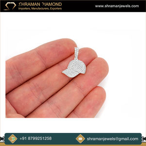 Collar con Colgante de Joyería Hip Hop Única, Oro Sólido de 10K con Incrustaciones de Diamantes Moissanite, Diseño de Gorra de Béisbol, Estilo Deportivo - Product Image 5