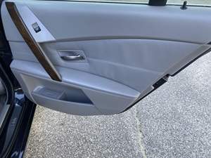 BMW 530xi Sport Tourer d'occasion 2006 (conduite à gauche/droite) - Product Image 2