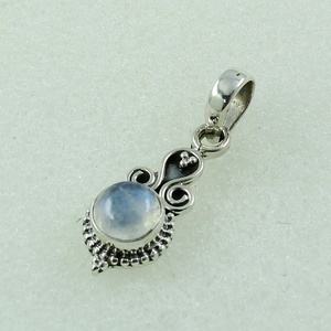 Arc-en-ciel lune pierre conception impressionnante en argent Sterling 925 pendentif bijoux prix de gros pendentifs en argent sterling pour les femmes - Product Image 2